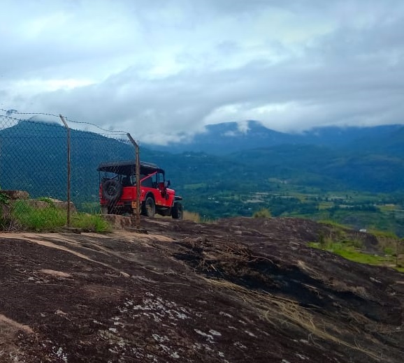 Off Road Jeep Safari